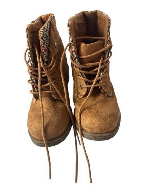 rock and candy Shoes - Women’s Tan Suede Lace-Up Ankle Boots with Patterned Collar